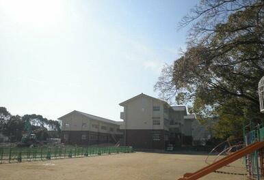 武雄市立武雄小学校