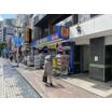 販売店