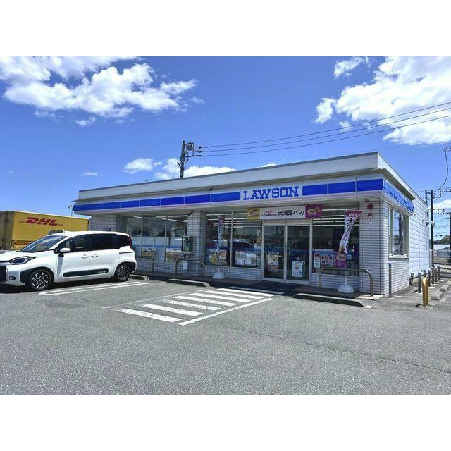 ローソンひたちなか足崎店まで徒歩１０分です