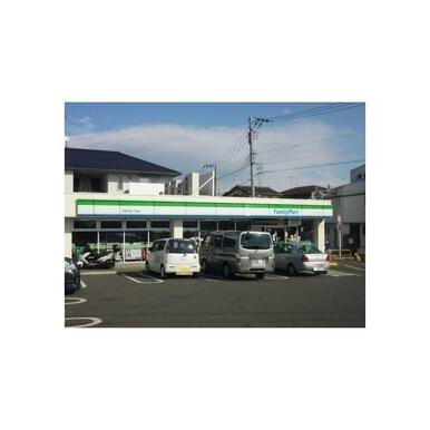 ファミリーマート　大和代官二丁目店