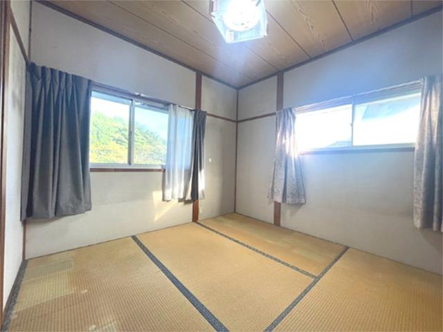 物件画像 北九州市小倉南区 志井１丁目 (志井駅) 2階建 4DK