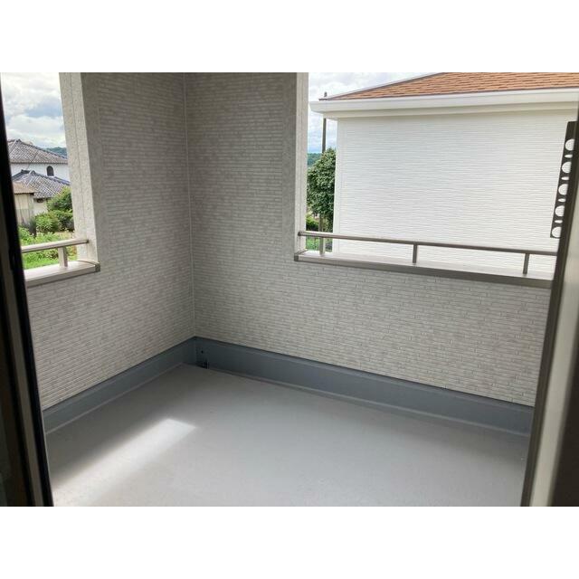 開放感あふれるバルコニーで深呼吸！（2号棟）