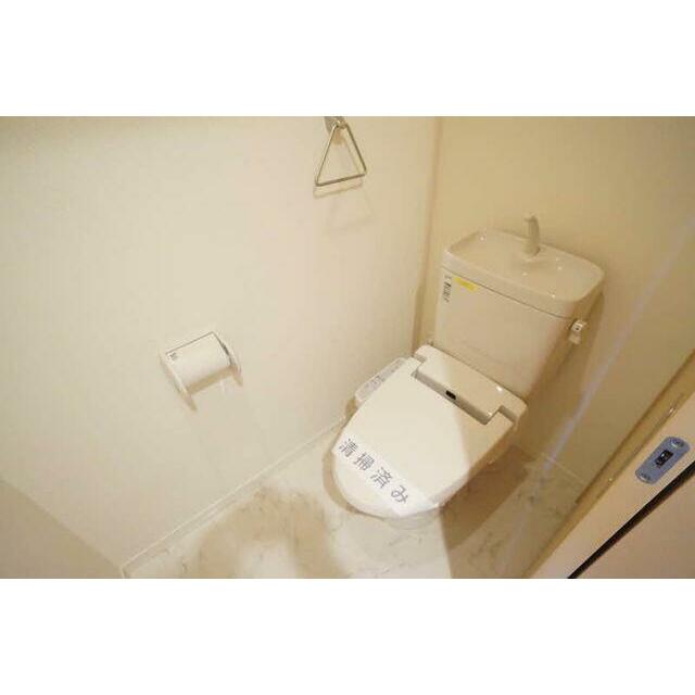 トイレは温水洗浄便座でございます