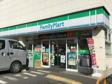 ファミリーマート中野弥生町一丁目店