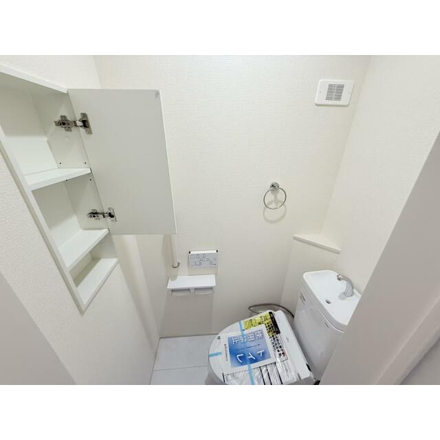 【(1)号棟 トイレ】