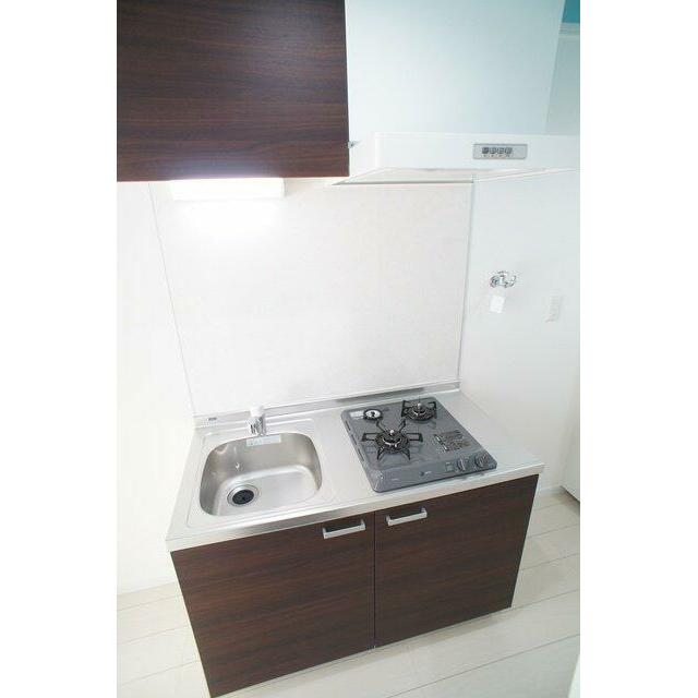 コンパクトなキッチンで掃除もラクラク