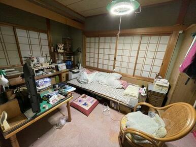 明るい洋室です