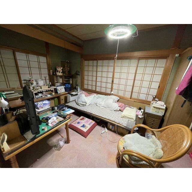 明るい洋室です