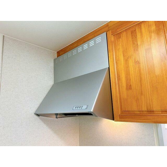 「キッチン」レンジフード新品交換済みです