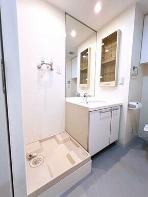 室内洗濯機置場