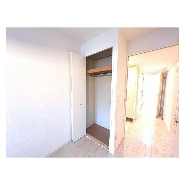 丈の長いお召し物もかけられるクローゼット