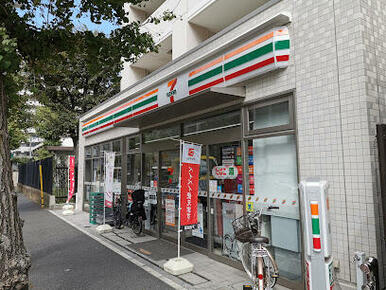 セブンイレブン横浜白妙町２丁目店