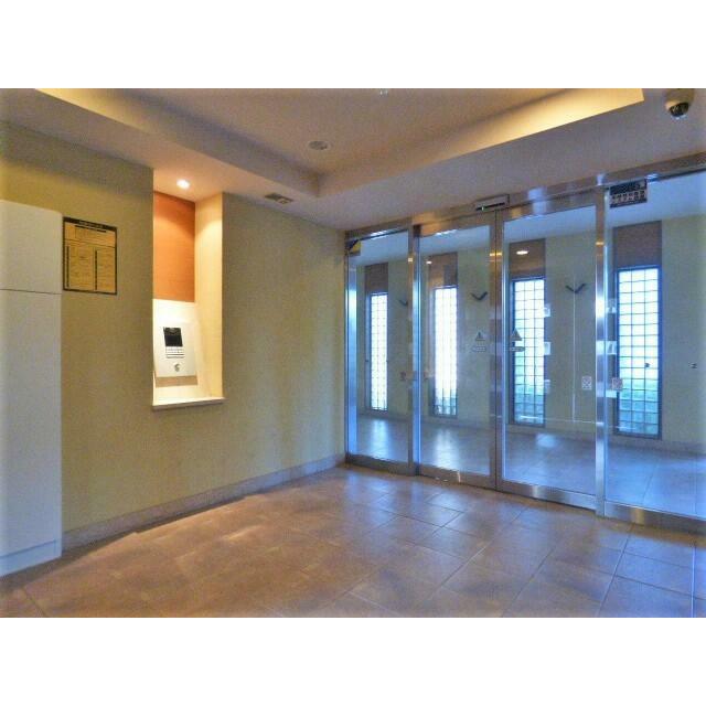 ★エントランスはオートロックあります★