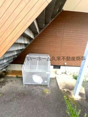 敷地内ゴミステーション有