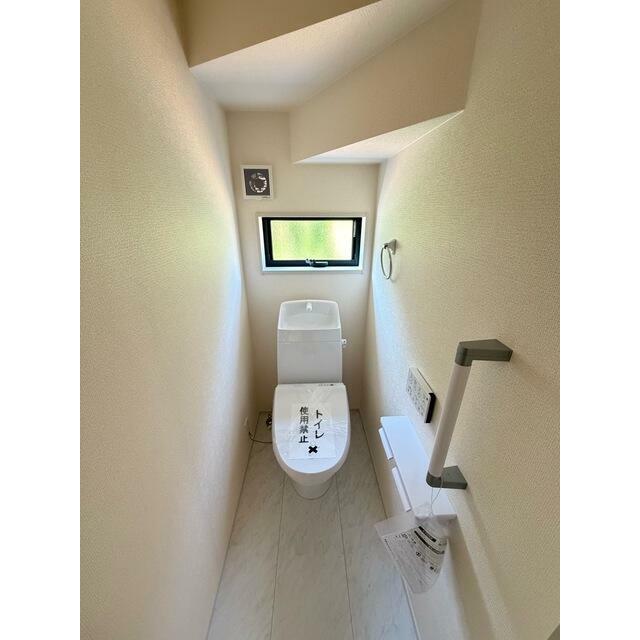 お気に入りのカバーやマット、スリッパを置いて快適空間に（5号棟）