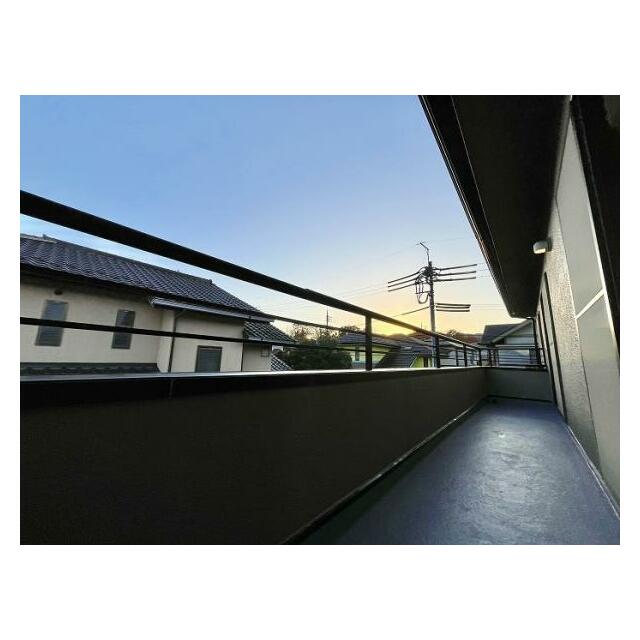 「バルコニー」2部屋からアクセス可能です