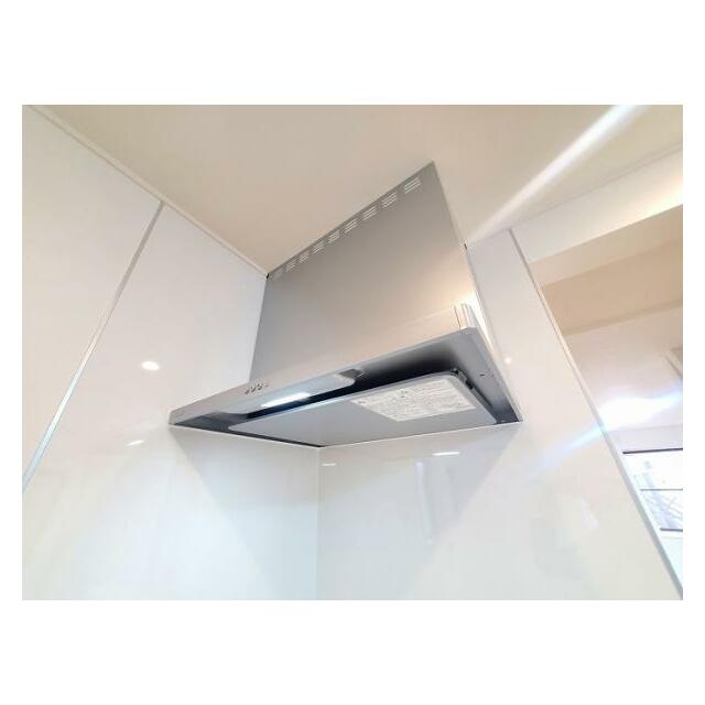 レンジフード新品交換済み