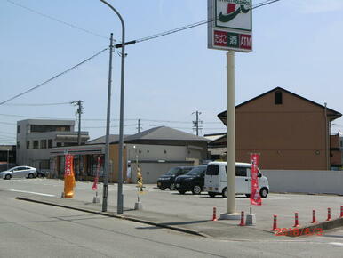 セブンイレブン松阪垣鼻町店