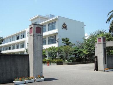 静岡市立大里中学校