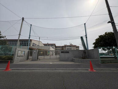 王禅寺中央小学校