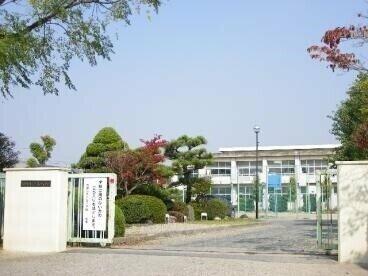 岡崎市立六名小学校
