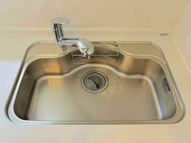 「シンク」新品に交換しております。