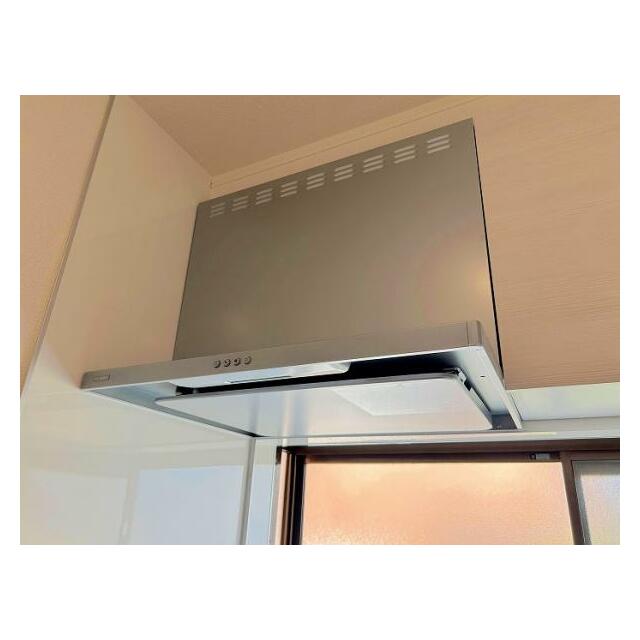 「レンジフード」新品に交換しております。