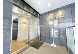 情報提供会社
