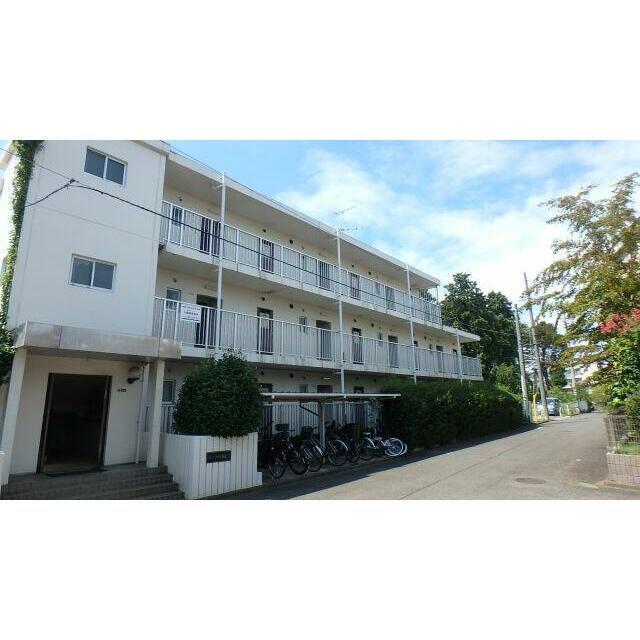 ＲＣ造の３階建てマンション