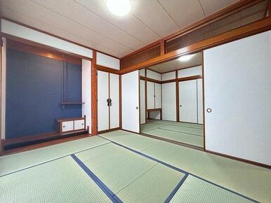 「和室」１階南側約６帖和室の様子です。