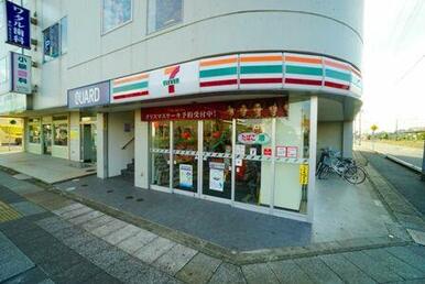 セブンイレブン姉ケ崎駅東口店まで徒歩１２分（９００ｍ）