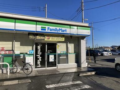 ファミリーマート川越グリーンパーク店