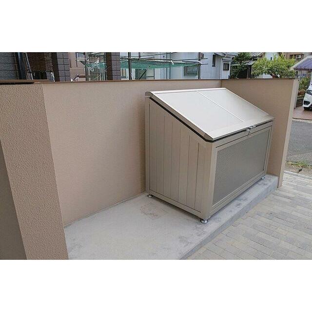 敷地内に専用ゴミストッカーあり