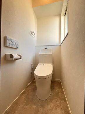 トイレ　新品交換済み