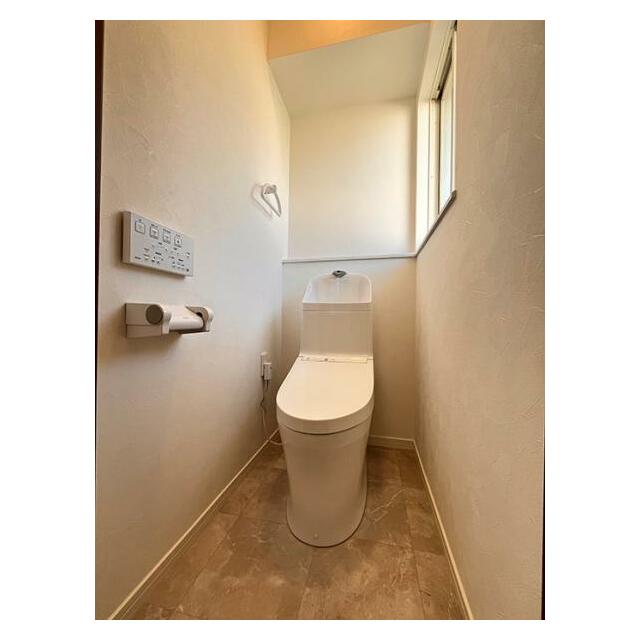 トイレ　新品交換済み