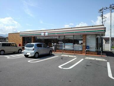 セブンイレブン甲府西下条町店