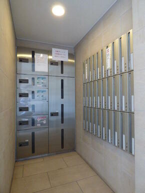 ★嬉しい宅配ＢＯＸあります★