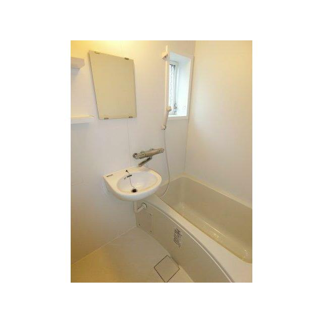 ゆったり過ごせるお風呂です