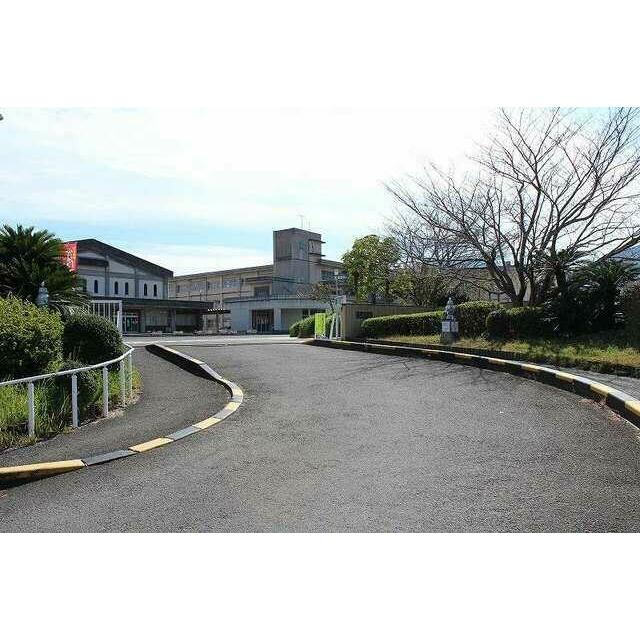 立花小学校まで700m