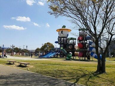 笠松町運動公園まで350m