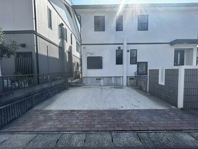 並列2台駐車可能