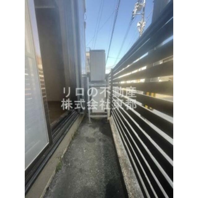 バルコニー付！お天気のいい日は洗濯物も気持ちよく干せますね！