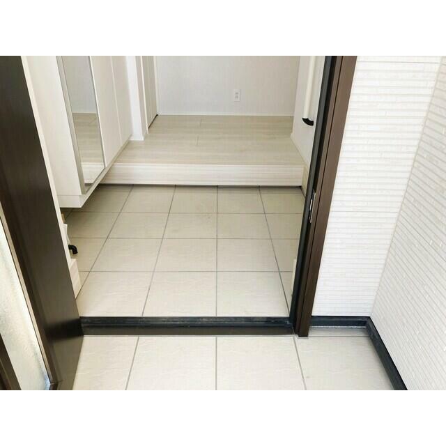 【2号棟】玄関