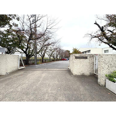 川口市立在家小学校