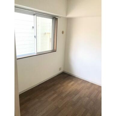 写真は他の部屋です。現況優先とさせて頂きます。