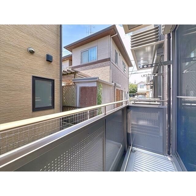 １階ですが囲いのあるバルコニー