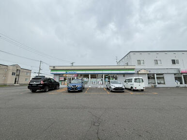 ファミリーマート江別野幌若葉店