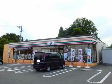 セブンイレブン東員役場前店