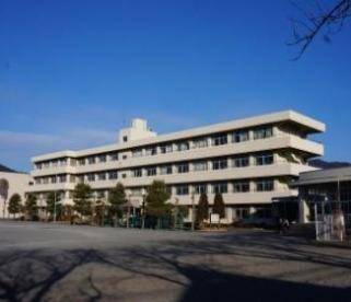 秦野市立大根中学校