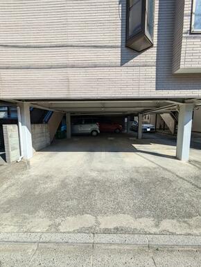 ☆敷地内駐車場※空き要確認